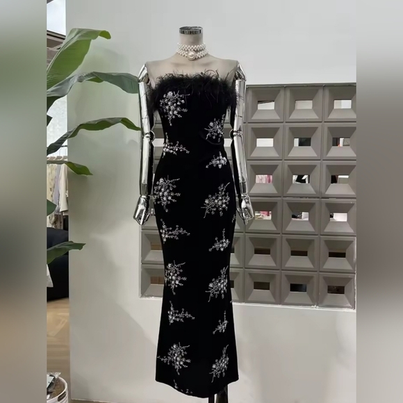 NWT Elegant Strapless Beaded Sequin Velvet Feather Cocktail Formal Dress - Picture 4 of 5